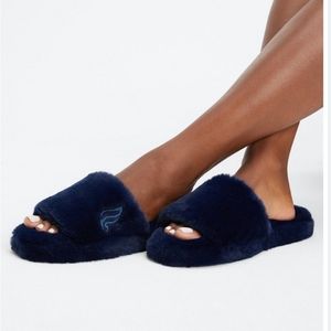 Fabletics Navy Fur Slippers